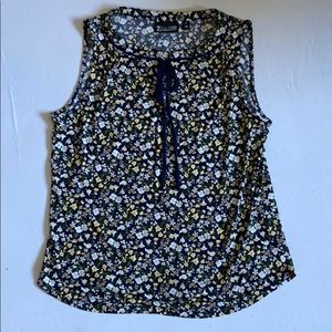Navy floral top
